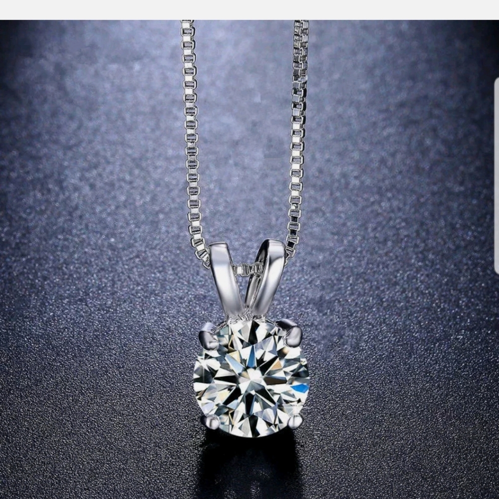 New Silver RHINESTONE round white crystal necklace - Picture 8 of 9